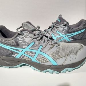 Women's asics gel sonoma 3 running dhoes